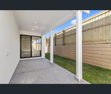 18 Murchison Street, White Rock, Qld 4306 - Photo 4