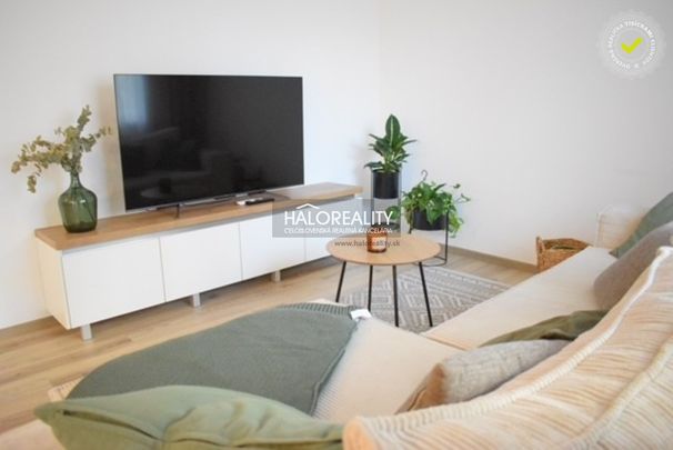 2 izbový byt na prenájom 69m2, Trnava - Fotografia 1