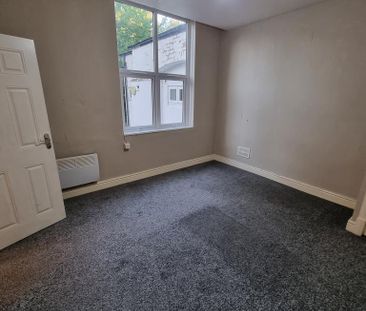 1 bedroom ground floor flat to rent - Photo 4