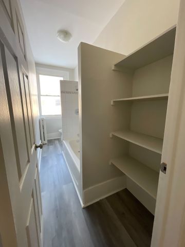 For Lease - 6 Russell Street Unit# 3, Smiths Falls, Ontario - Photo 5