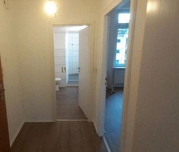 SANIERTE WOHNUNG ZUM WOHLFÜHLEN WARTET SCHON - Foto 2