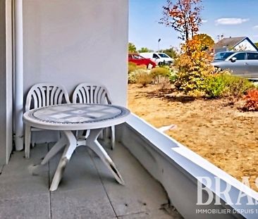 Location Appartement 3 pièces 59m² LES SABLES D’OLONNE 85340 - Photo 2