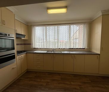 Home For Rent - Photo 6