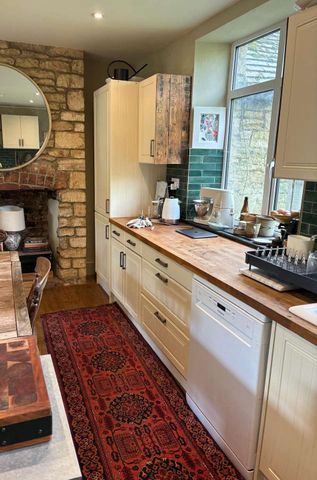 Semi-detached, three bed cottage, with large garden and ample of off road parking. - Photo 2