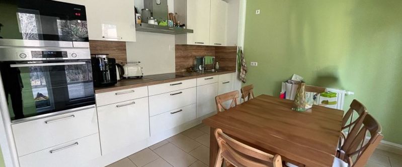 Wunderschöne 3-Raum-Wohnung mit Terrasse im Herzen von Schwarzenberg - Photo 1