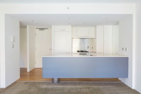 503/2a Elizabeth Bay Road, Elizabeth Bay NSW 2011 - Apartment For Rent | Domain - Photo 3