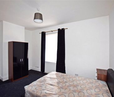Chiswick Road, Didsbury, Manchester, Greater Manchester, M20 6RZ - Photo 2