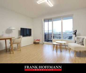 Gut geschnittene 2-Zimmer-Wohnung mit Balkon & Tiefgarage in Norder... - Photo 1