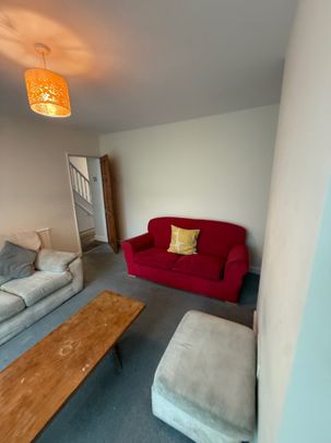 4 Bed Semi-Detached House, Claverham Road, BS16 - Photo 1