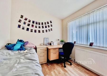 6 bedroom semi-detached house to rent - Photo 4