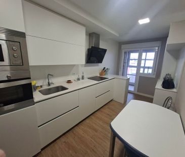 Alquiler de piso en Calle Angela Figuera Aymerich - Photo 1