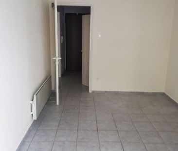 Διαμέρισμα για ενοικίαση Καμάρα - Ροτόντα (Κέντρο Θεσσαλονίκης) - Photo 2