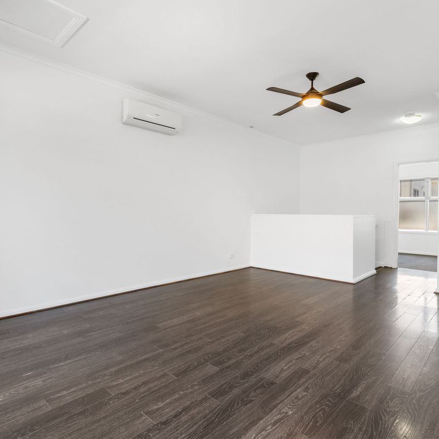 2 Bedroom townhouse in the heart of Munno Para - Photo 1