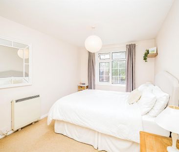 Croft Road, Aylesbury - Photo 1