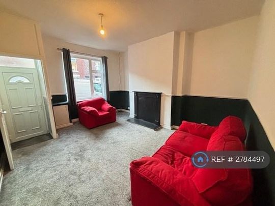 2 bedroom terraced house to rent - Photo 1