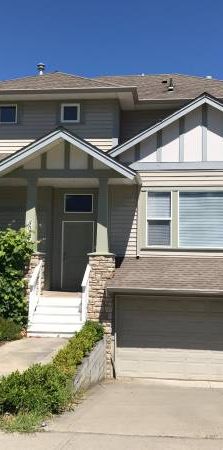 Family Home in Promontory with Wet Bar - Photo 1