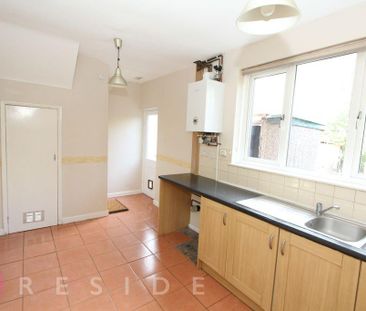 3 bedroom semi-detached house to rent - Photo 4