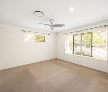 Peaceful Family Living - Photo 3