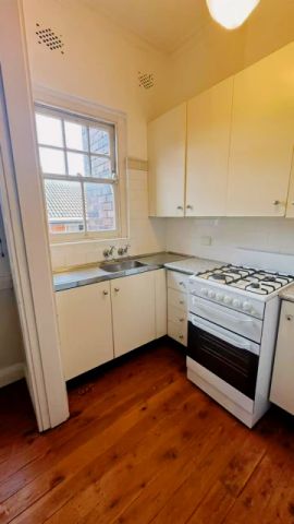 35 Alison Rd, Sydney - Photo 5