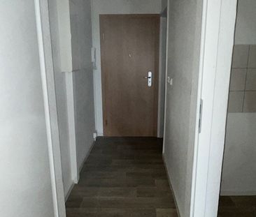 Mit WBS - Gemütliche Single-Wohnung mit Balkon - Photo 4