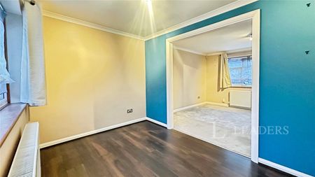 4 bedroom house to rent Cutenhoe Road, Luton, Bedfordshire, LU1 - Photo 5