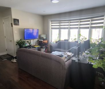 For Lease - 2 Cora Crescent Unit# Main, Toronto, Ontario - Photo 1