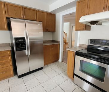 For Lease - 58 Lake Crescent Unit# UPPER, Barrie, Ontario - Photo 5
