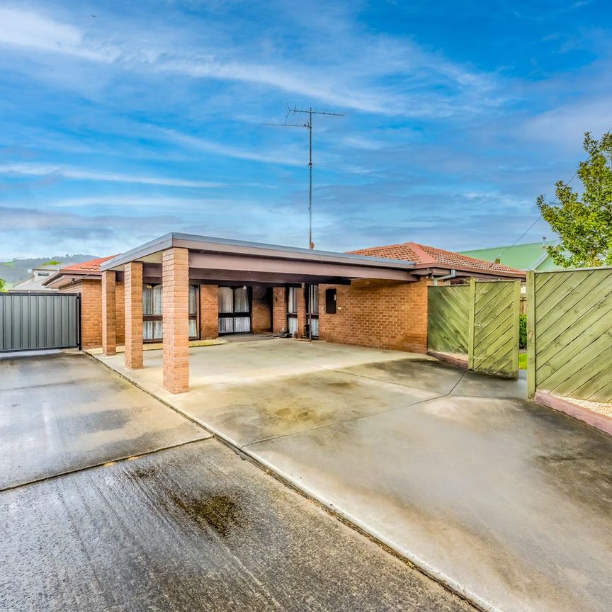 Trafalgar Living! - Photo 2