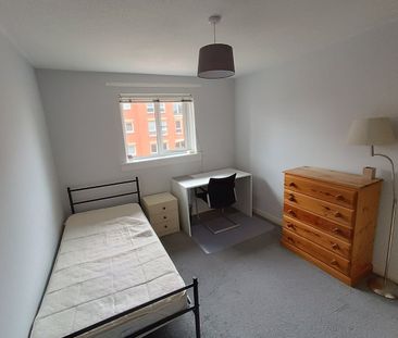 Room in a Shared Flat, Landressy Place, G40 - Photo 6