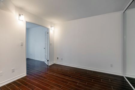For Lease - 7 Carlton Street Unit# 714, Toronto, Ontario - Photo 4
