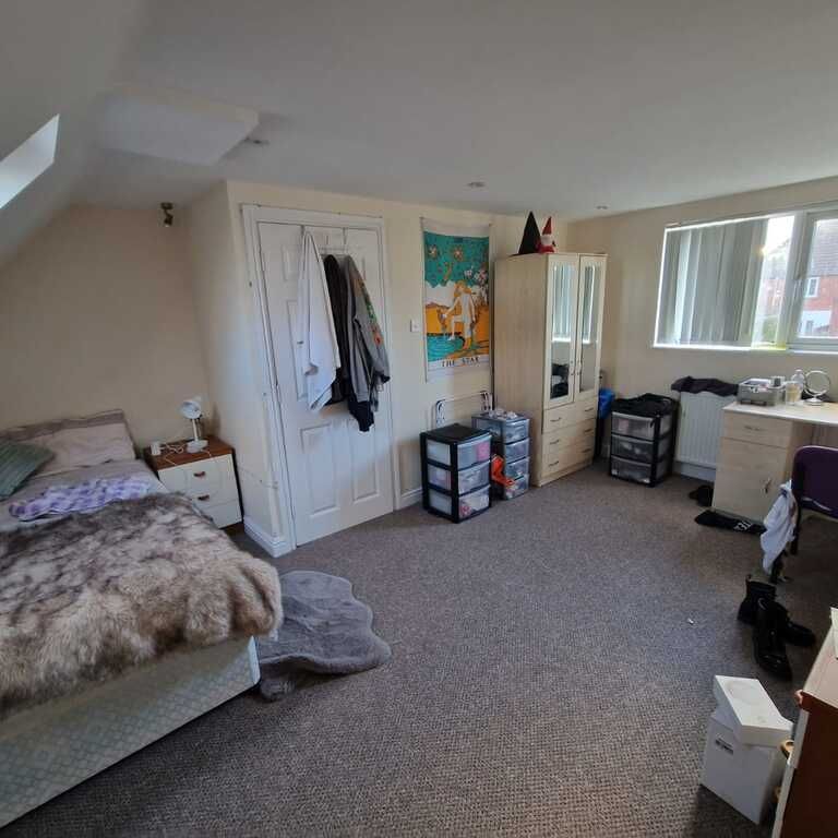 4 Bed Student Accommodation - Photo 1