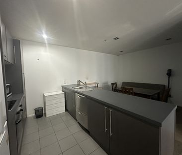 CBD Apartment - Photo 5