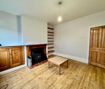 2 bedroom terraced house to rent - Photo 2