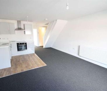 Partington Lane, Swinton, Manchester, M27 - Photo 2