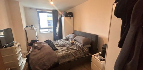 Loates Lane - Photo 2