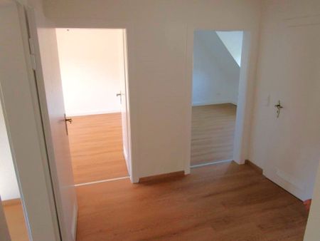 2,5-Zi. DG-Wohnung im 3 Fam. Haus Nürnberg - Gaismannshof / Wohnung mieten - Foto 4