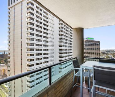 Hyde Park Towers - Unfurnished - Available 31st December - Photo 5