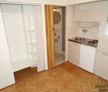 Pronájem bytu 1+kk a garsoniéry 15 m² - Photo 1