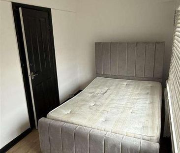 Densham Avenue, Warrington, WA2 - Photo 2