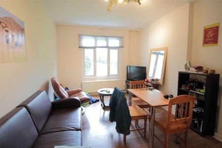 Brixton Hill Court, Brixton Hill, Brixton, SW2 - Photo 3