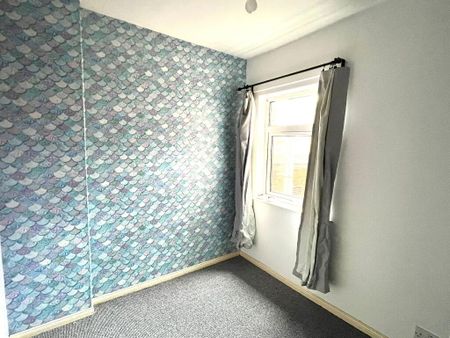 1 Parkgate Crescent, Belfast, BT4 1EU - Photo 5