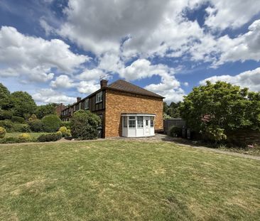 Monks Close, Enfield - Photo 1