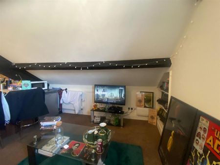 2 bedroom private hall to rent - Photo 2