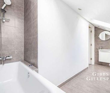 Hilliard Road, Northwood, HA6 - Photo 1