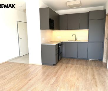 Pronájem bytu 2+kk 40 m² - Фото 2