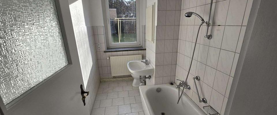 kleine 3 Raumwohnung im Erdgschoss neu gemacht ! - Photo 1