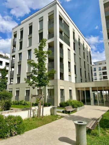 LUMINUEUX ET CHARMANT T1 DE 38.80M² EN REZ-DE-CHAUSSÉ DONNANT SUR COURS - RUE COLONEL ARNAUD BELTRAM - Photo 3