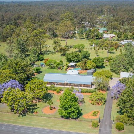 LUXURY AND PRIVACY AWAITS! - Photo 2