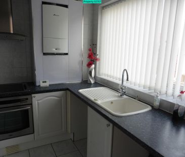 3 bedroom semi-detached house to rent - Photo 2