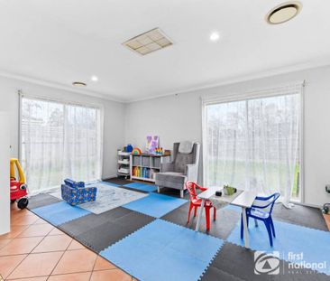 Spacious Family Home - Photo 3